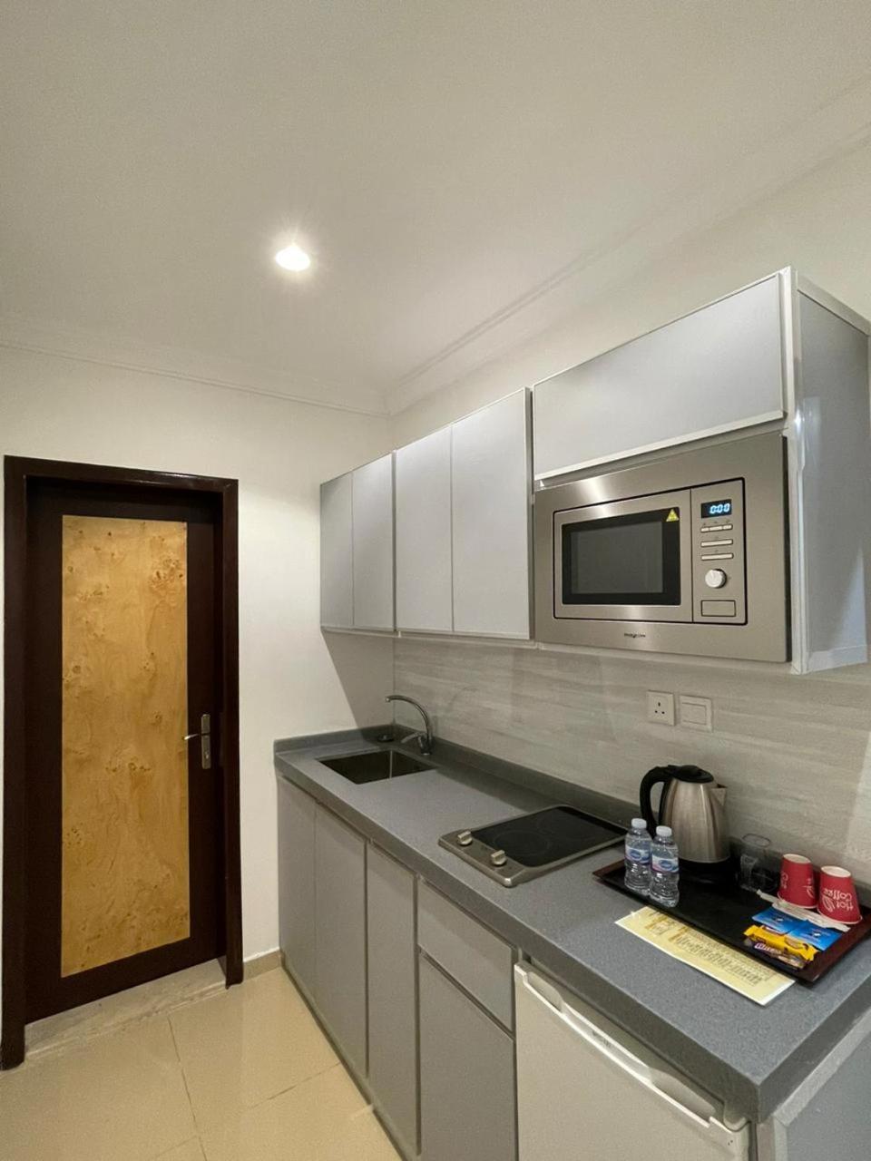 الشقق الفندقية جدةفي  Al Manzil Almutmeez المظهر الخارجي الصورة