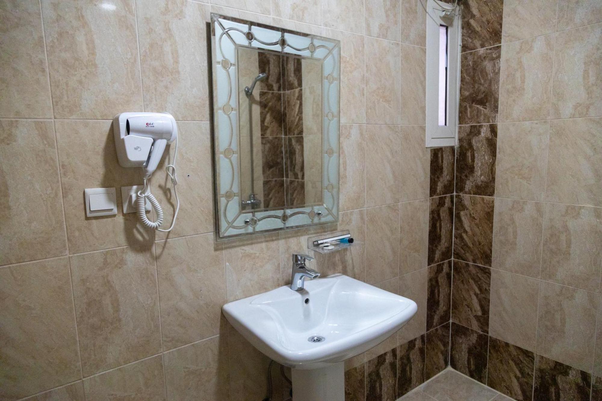 الشقق الفندقية جدةفي  Al Manzil Almutmeez المظهر الخارجي الصورة